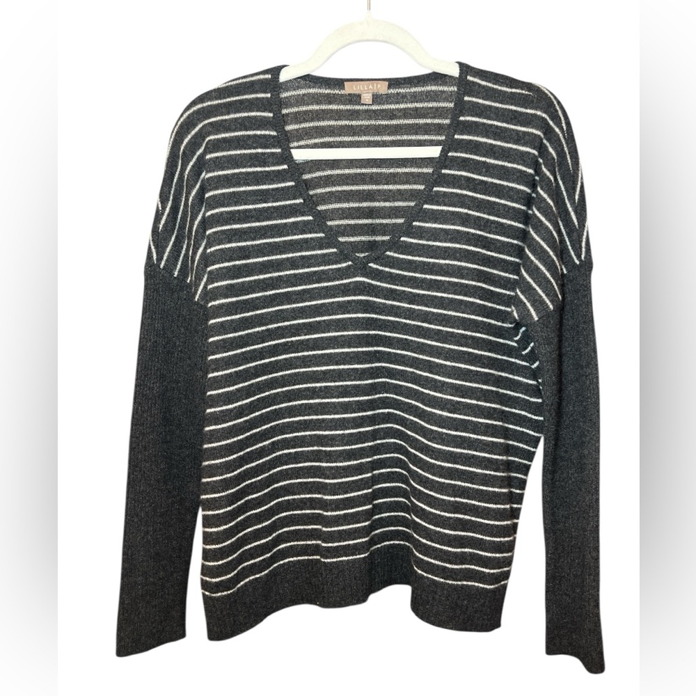 Lilla P Gray and White 100% Cashmere Striped V-Neck Sweater Sz S Office Normcore